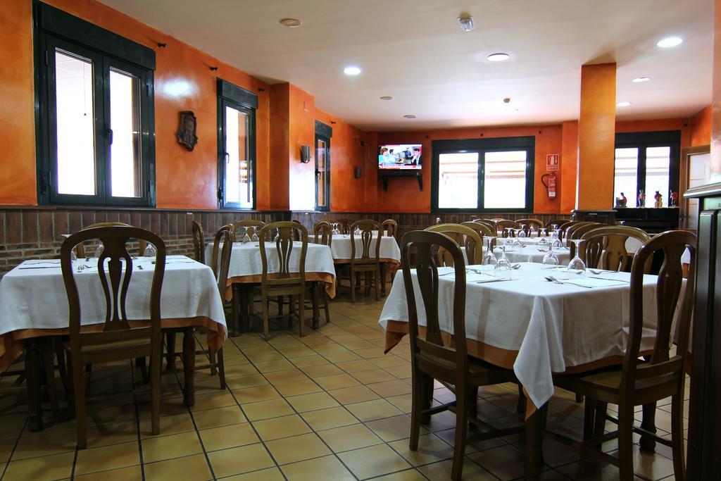 Hotel Rural Hojaranzos Tejeda de Tiétar المظهر الخارجي الصورة