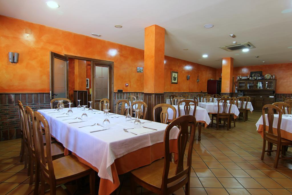 Hotel Rural Hojaranzos Tejeda de Tiétar المظهر الخارجي الصورة