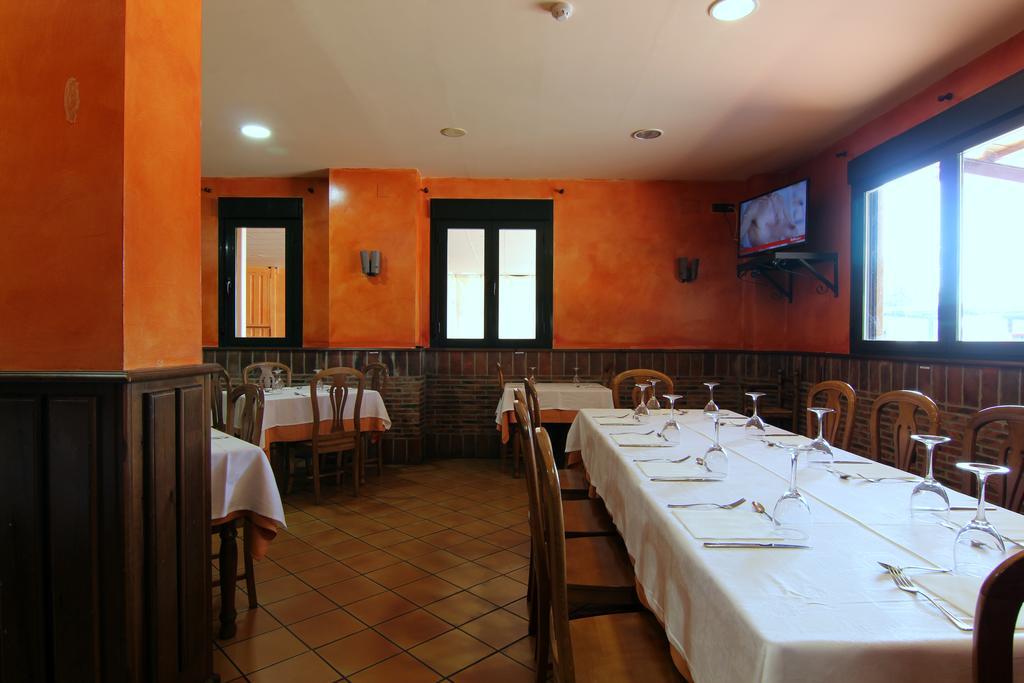 Hotel Rural Hojaranzos Tejeda de Tiétar المظهر الخارجي الصورة