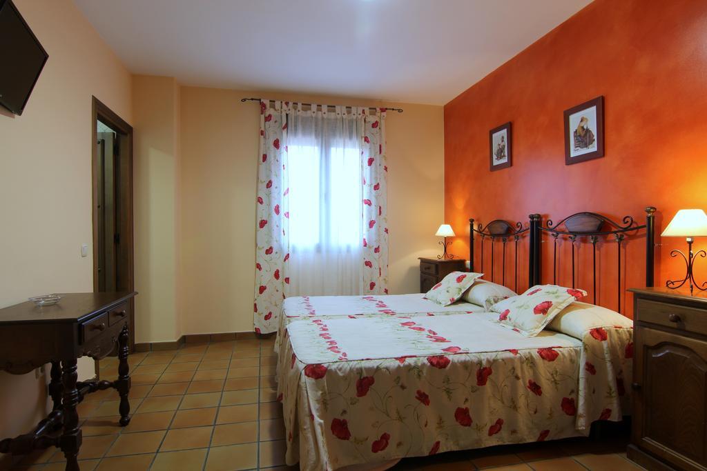 Hotel Rural Hojaranzos Tejeda de Tiétar المظهر الخارجي الصورة